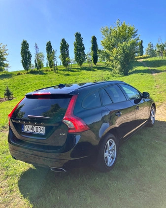 Volvo V60 cena 44900 przebieg: 194000, rok produkcji 2014 z Luboń małe 742